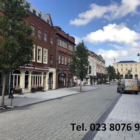 Honest City Centre Apartment 2 Southampton Ngoại thất bức ảnh