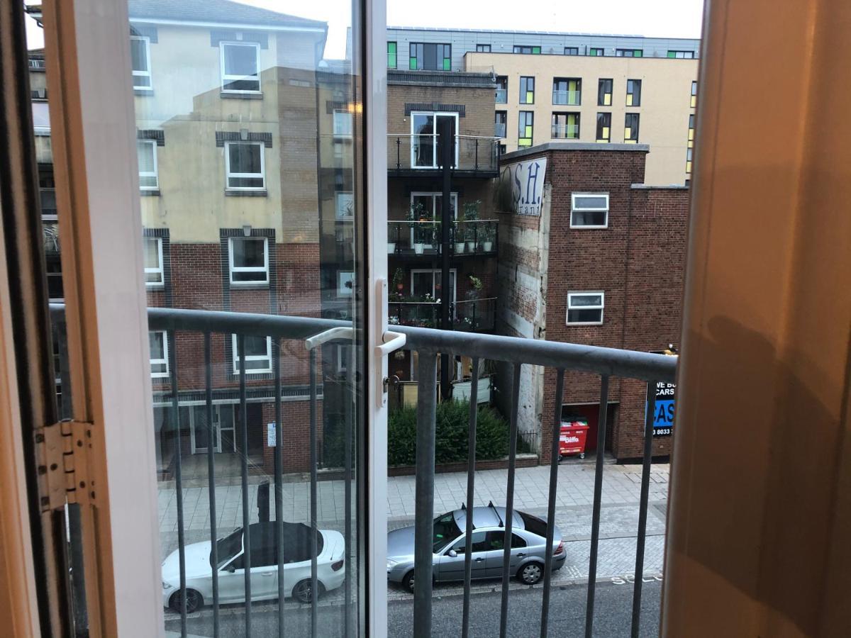 Honest City Centre Apartment 2 Southampton Ngoại thất bức ảnh
